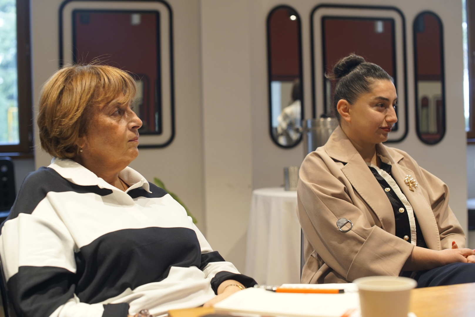 არაფორმალური შეხვედრა კავკასიის უნივერსიტეტის პრეზიდენტთან